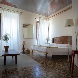  Bed & Breakfast Piazza San Pantaleo